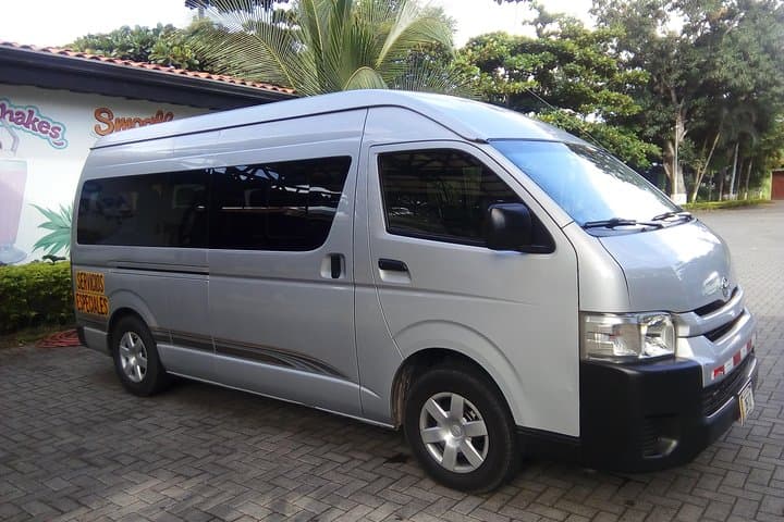 Private transfer from San José (SJO) to Jaco Beach with Tarcoles crocodile stop photo 6