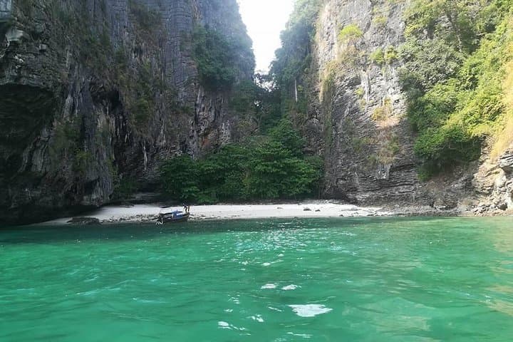 Buya Secret Beach Snorkeling: Half-Day Boat Trip From Krabi