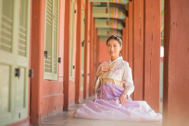 Hanbok Rental & Gyeongbokgung Experience in Seoul photo 6