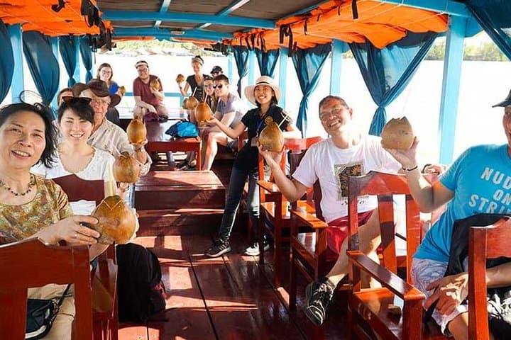 Authentic Mekong Delta Private Day Tour from Ho Chi Minh City — Sampans, Orchards & Pagodas