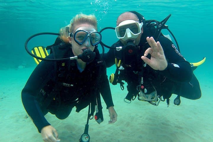 Lanzarote Basic Scuba: 2-Dive Intro to Volcanic Reefs photo 3