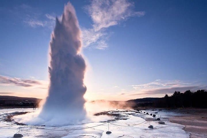 Golden Circle Private Day Tour: Thingvellir, Geysir & Gullfoss from Reykjavik