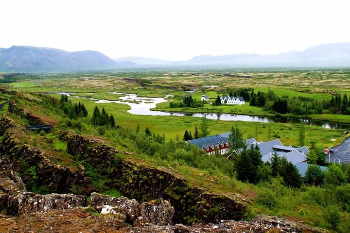 Golden Circle Private Day Tour: Thingvellir, Geysir & Gullfoss from Reykjavik photo 6