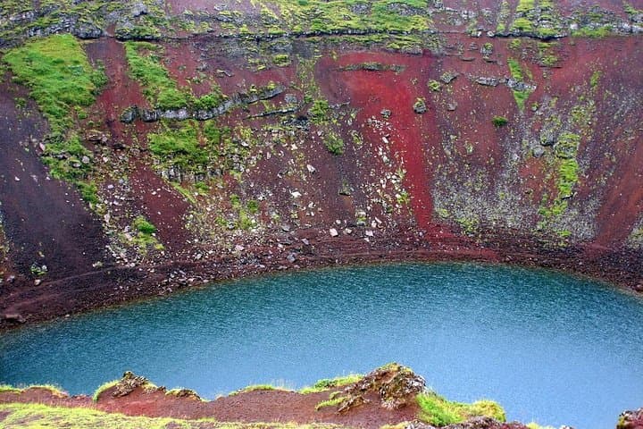Golden Circle Private Day Tour: Thingvellir, Geysir & Gullfoss from Reykjavik photo 4