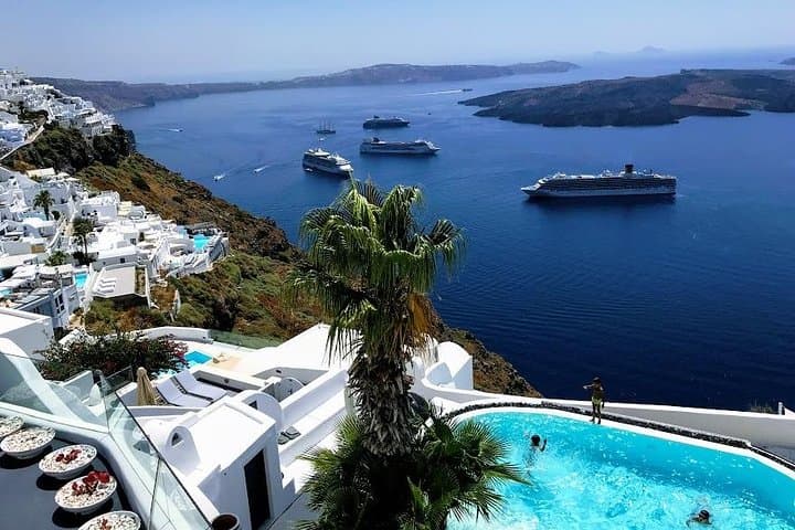 Small-Group Santorini Sightseeing Tour: Oia, Imerovigli & Caldera Views photo 3