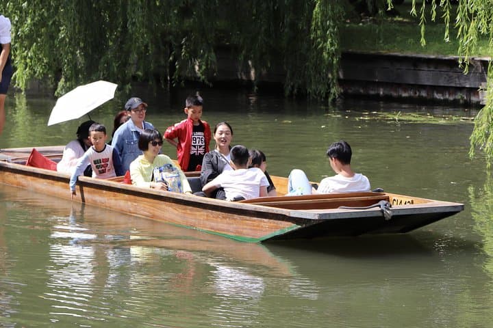 Private Chauffeur Punt Tour on the River Cam, Cambridge Colleges by Boat photo 5