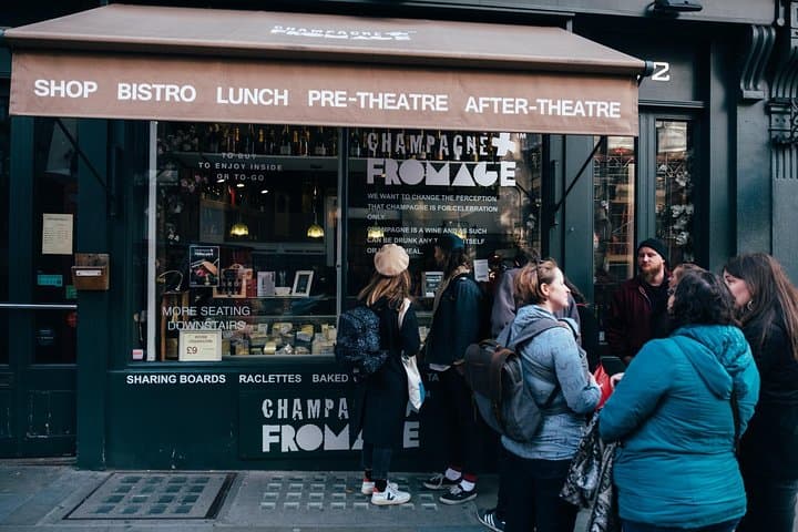 London Cheese Tasting & Walking Tour: Fortnum to Neal's Yard Cheese Crawl photo 3