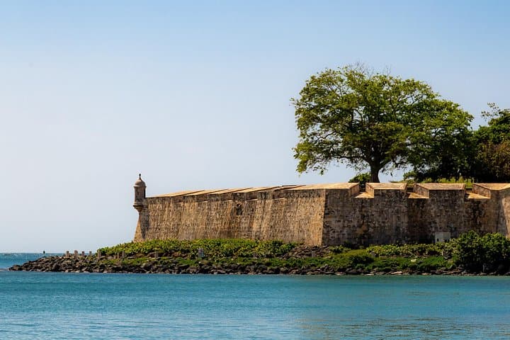 Old San Juan Walking Tour & Ron del Barrilito Rum Distillery Full-Day Experience photo 3
