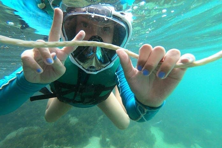 Aqua Aventura Snorkeling at Praia da Sepultura — Family Diving in Bombinhas