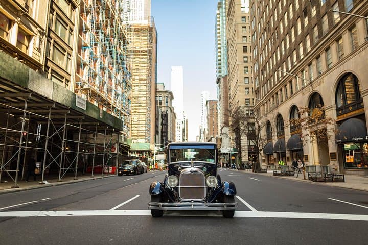 1928 Ford Midtown NYC Private Tour: 1-Hour Classic Car Experience