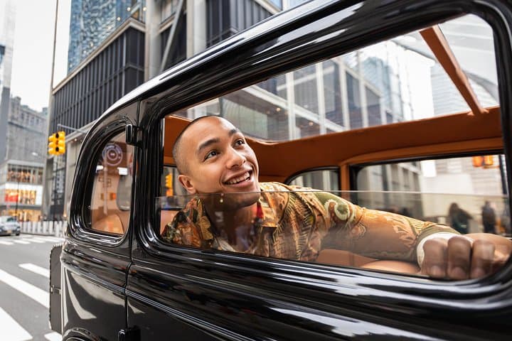Private Classic Car Tour of Downtown Manhattan — 1-Hour Jazz Age Experience photo 2