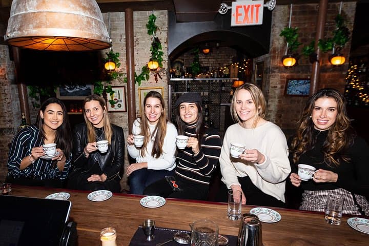 Prohibition-Era Speakeasy Cocktail Class in Midtown Manhattan photo 3