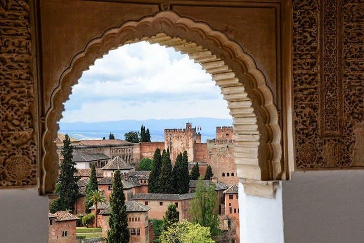 Seville and Córdoba Mosque Tour from Madrid: Full-Day Guided Journey to Andalusia’s Masterpieces photo 2