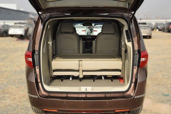 Private Airport Transfer at BWI: Reliable Baltimore-Washington Chauffeur Service photo 6
