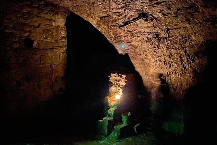 Beneath the Royal Mile: City of the Dead South Bridge Vaults Walking Tour photo 3