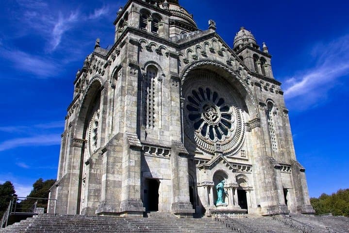Valença, Ponte de Lima & Viana do Castelo: Private Day Tour from Porto photo 4