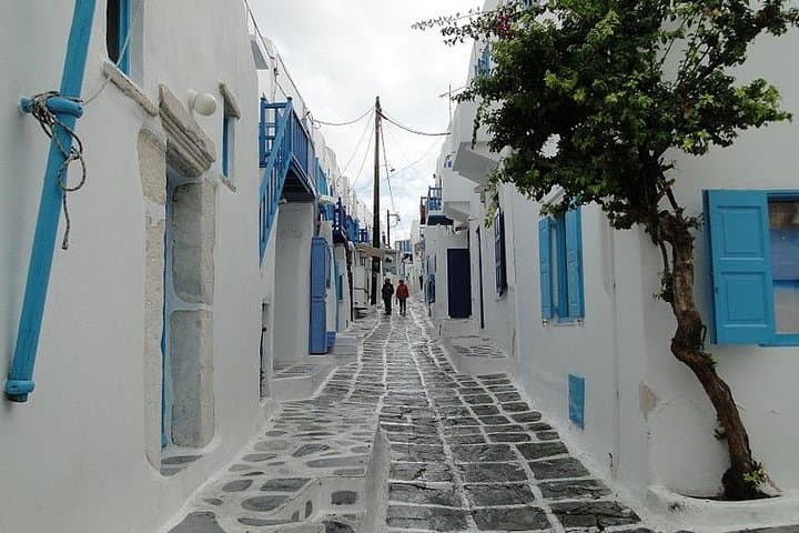 Private Mykonos Old Town Walking Tour — Windmills, Little Venice & Paraportiani photo 1
