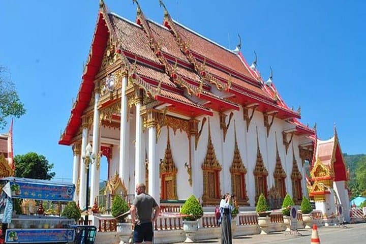 Phuket Private Sightseeing Tour: Karon Viewpoint, Wat Chalong & Big Buddha photo 2