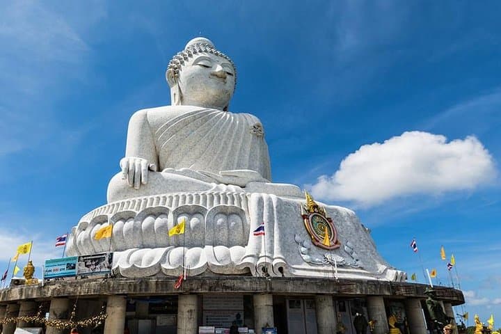 Phuket Private Sightseeing Tour: Karon Viewpoint, Wat Chalong & Big Buddha photo 6