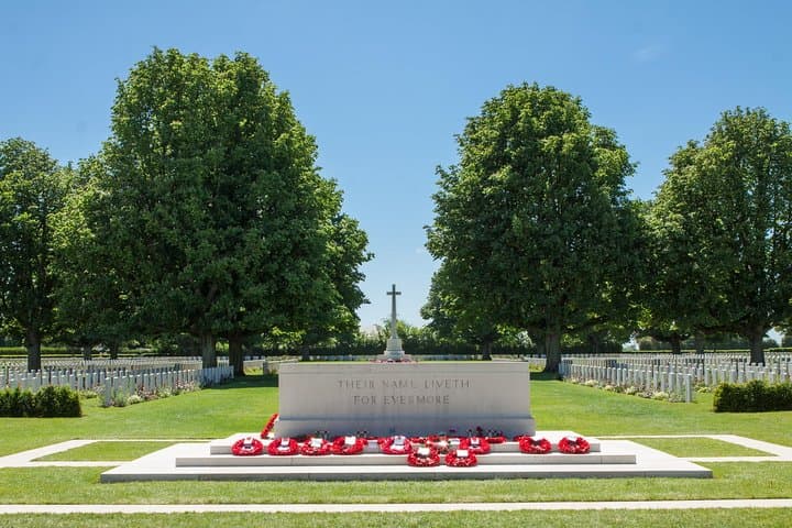 Le Havre to Normandy: Private British Landing Beaches D‑Day Tour