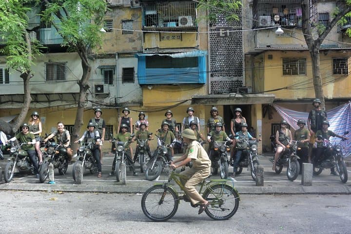Hanoi Vintage Motorbike Food & Culture Tour — Old Quarter to Long Bien photo 4