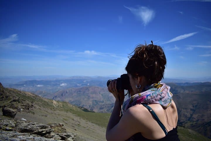 Sierra Nevada Day Tour from Granada: Hoya de la Mora Views & Wildlife photo 4