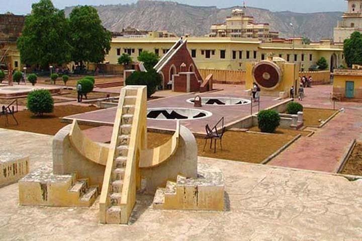 Full-Day Private Jaipur Tour from Delhi: City Palace, Hawa Mahal & Jantar Mantar photo 5
