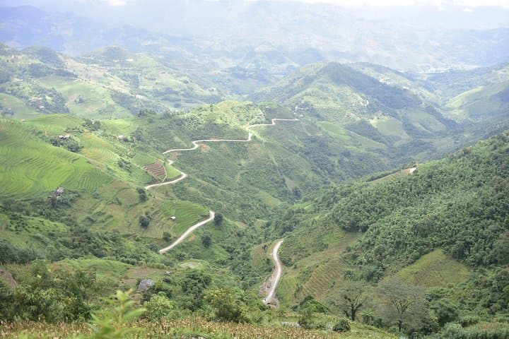 Ha Giang Loop: Ride the Ribboning Mountain Road & Ma Pi Leng Pass photo 4