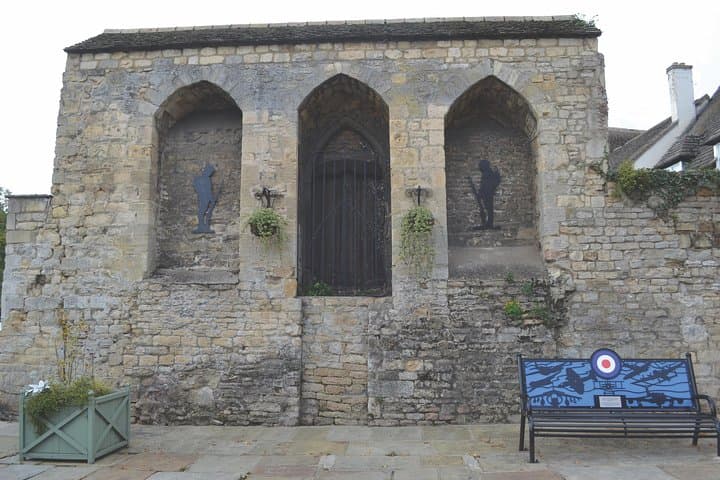 Stamford Town Guided Walk: Georgian Streets, Medieval Roots & Local Legends photo 4