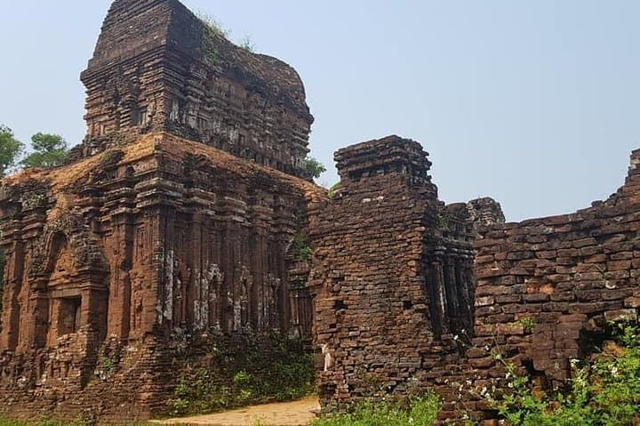Early-Morning Jeep Tour to My Son Sanctuary: Avoid Crowds & Capture Photos photo 4