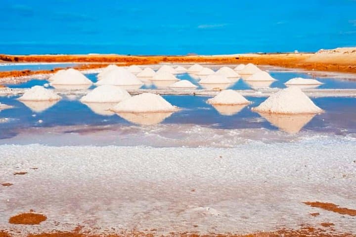 Sal Island Full-Day Highlights Tour: Beaches, Blue Eye & Salt Crater with Lunch photo 2
