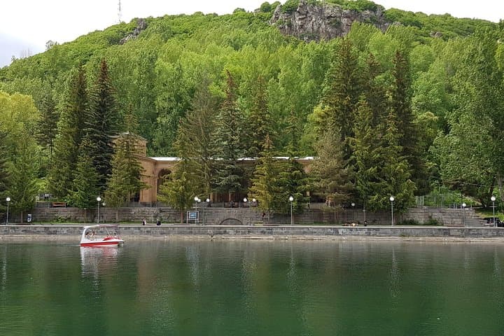 Private Tour to Jermuk Waterfall from Yerevan — Hot Springs, Falls & Forest Walk