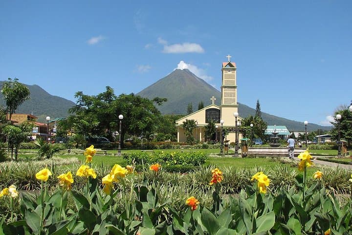 La Fortuna to Alajuela (SJO) Airport Transfer — Private Scenic Shuttle photo 1