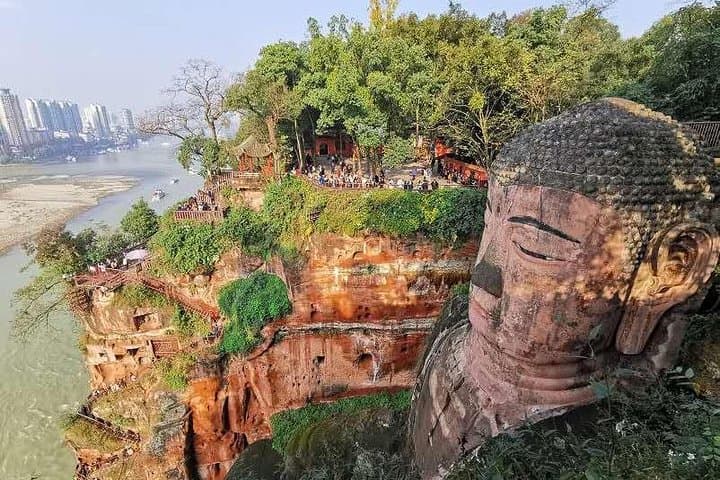 Full-Day Leshan Giant Buddha & Mount Emei Private Tour from Chengdu photo 2