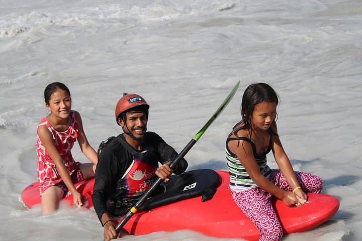 Trishuli 1-Day Rafting — Classic Whitewater Between Pokhara and Kathmandu photo 4