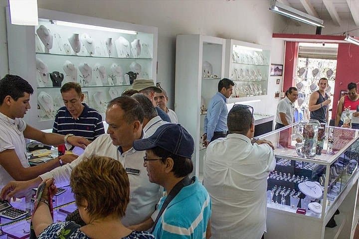 Puerto Vallarta City & Tequila Tour — Malecón, Fire Opal and Hacienda Tasting photo 3
