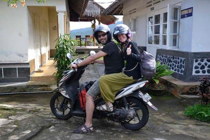 Jakarta by Motorbike: A Six-Hour Urban Ride Through History, Markets & Food