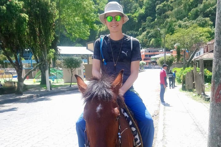 Horseback Riding Around Baños: 2-Hour Trails to Casa del Árbol and Chamana photo 4