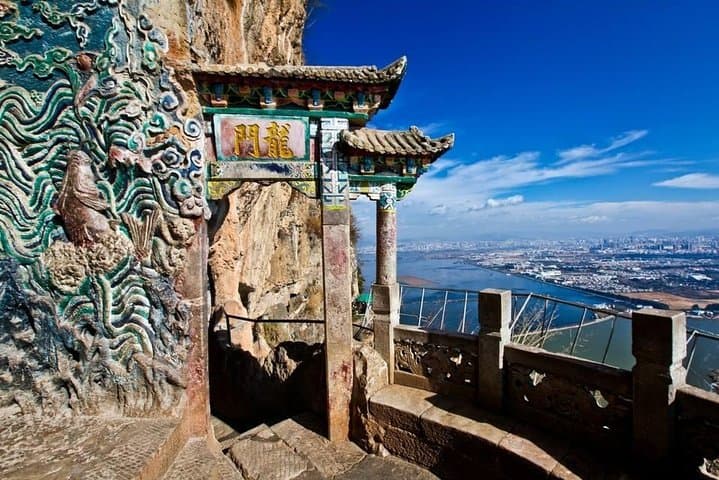 Kunming Day Tour: Stone Forest & Western Hill (Dragon Gate) photo 2
