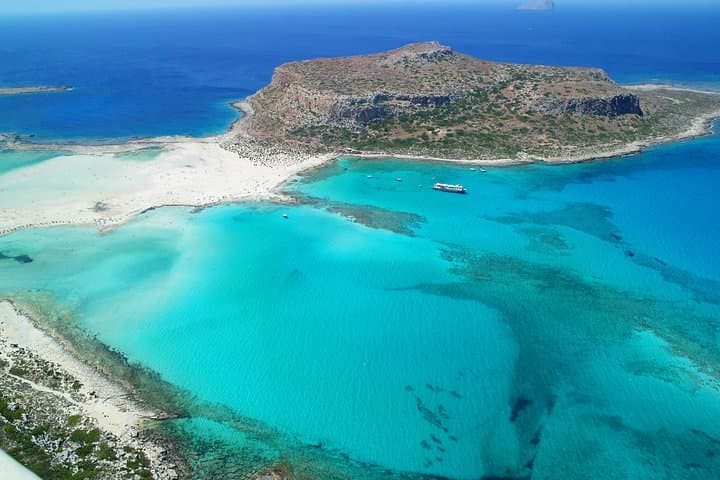 Gramvoussa and Balos Lagoon Cruise: Swim the Shipwreck & Venetian Castle photo 5