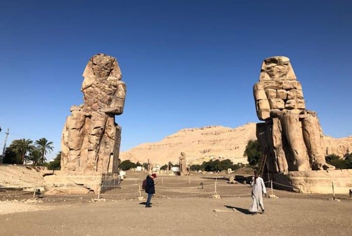 8-Day Luxury Egypt Tour: Pyramids, Red Sea Diving & Luxor Highlights photo 2