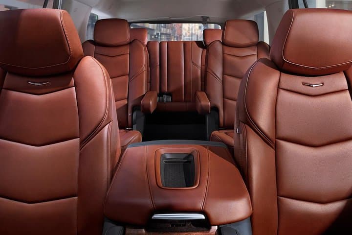 Private Luxury SUV Transfer: Denver to DEN Airport photo 2