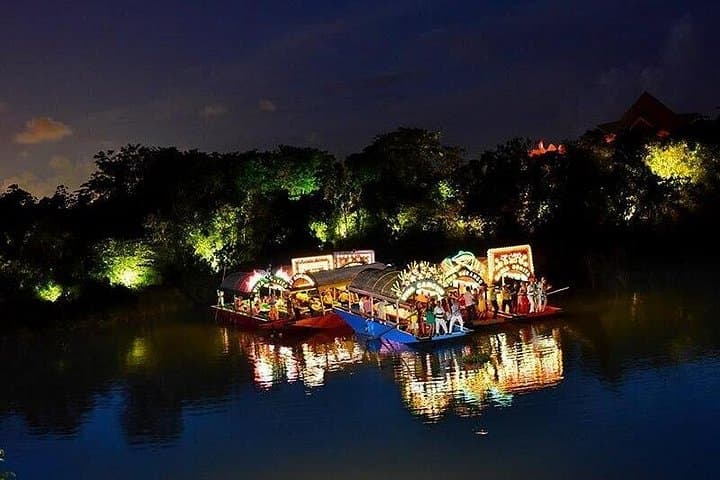 Night Trajinera Party at Xoximilco Cancún: Canal Dinner, Mariachi & Open Bar photo 2