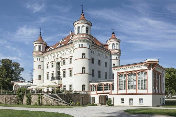 Wroclaw to the Giant Mountains: Karpacz & Valley of Palaces Day Tour photo 2