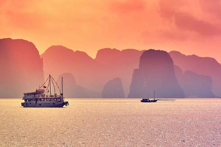 Week-Long Wellness Detox Journey Through Hanoi, Lan Ha Bay & Hue photo 3