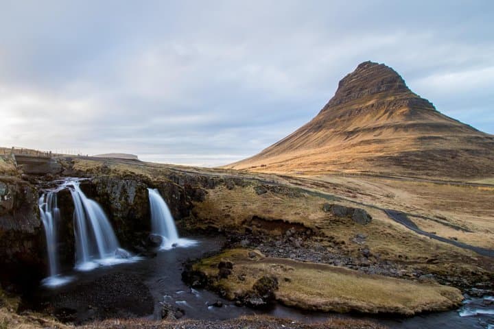 Explore Snæfellsnes Peninsula: Private Spirit Tour to Glacier, Craters & Coastal Cliffs
