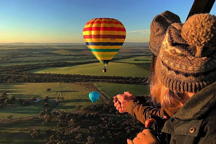 dawn-hot-air-balloon-ride-over-luxor-nile-and-thebes