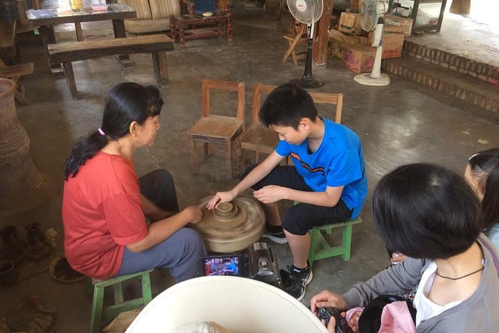Village Tour at Borobudur: Pottery, Tofu Making & Local Life photo 6