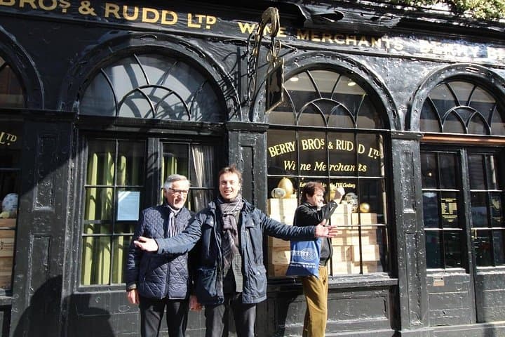 Haunted London Black Cab Tour: Private Night Ghost Ride Through Historic Streets photo 2