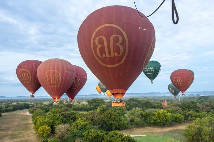 Sunrise Hot-Air Balloon Over Bagan: Premium Mini-Group Flight